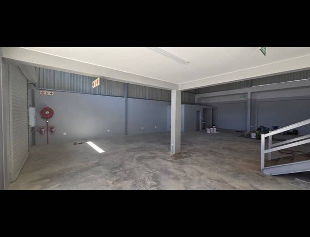 316M² WAREHOUSE TO LET IN RIVERSIDE PARK